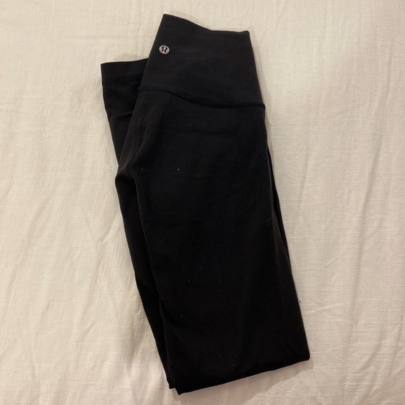 lululemon athletica Pants - Lululemon size 4 25 inch wunder under leggings - Black